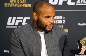 daniel-cormier-ufc-210-pre