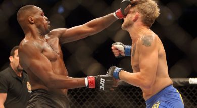 Jon-Jones-Eye-Poke-vs-Alexander-Gustafsson