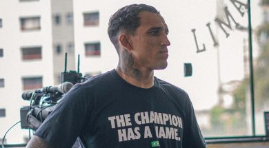 charles-oliveira-ufc-294