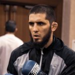 Le champion Islam Makhachev est au centre d'une controverse juste avant son combat en main event de l'UFC 302 contre Dustin Poirier. Des images montrent une possible infection, mais le champion a remis les pendules à l'heure.