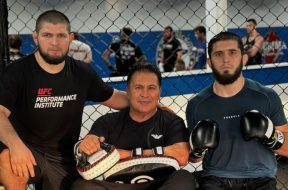 Khabib-Nurmagomedov-est-en-train-de-perpétuer-l-héritage-de-son-père-selon-son-coach