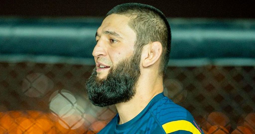 Khamzat Chimaev affiche un énorme physique avant son retour à l'UFC