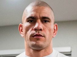 Alex-Pereira-UFC-303-MMA