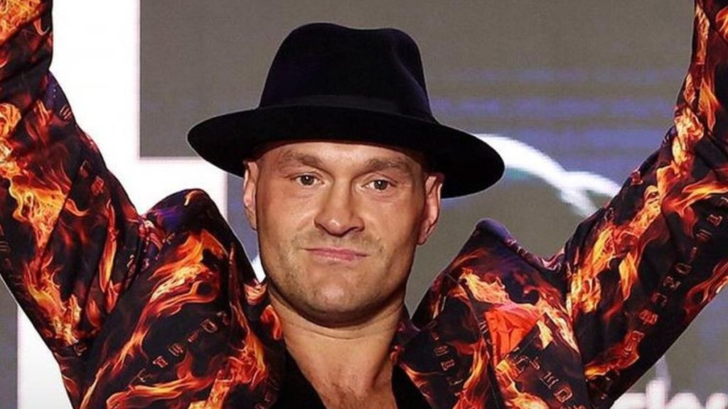 Le manager de Tyson Fury a déclaré qu'il ne se souciait pas du fait que sa revanche contre Oleksandr Usyk, ne se fasse pas pour le titre incontesté le 21 décembre.