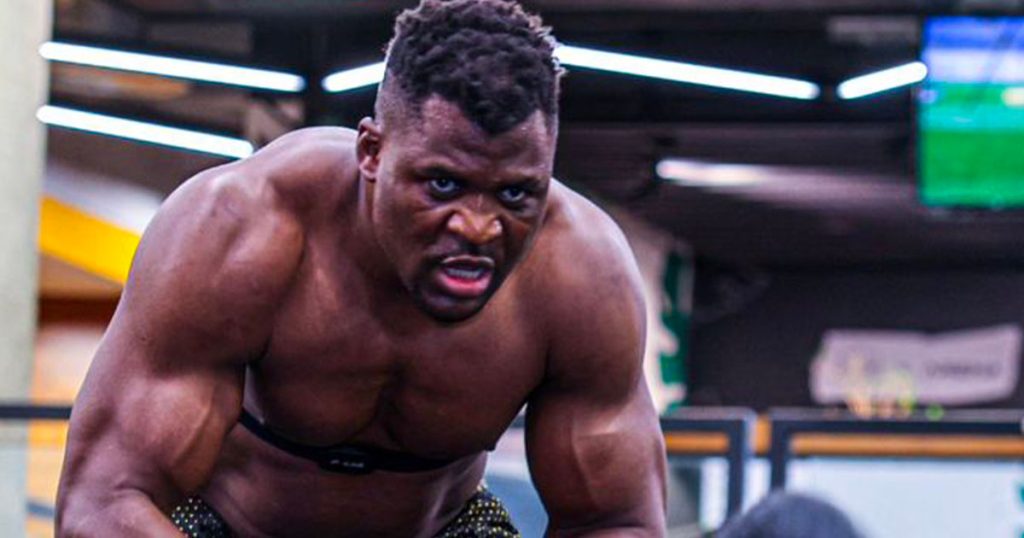 Francis Ngannou : on en sait plus sur son retour en MMA