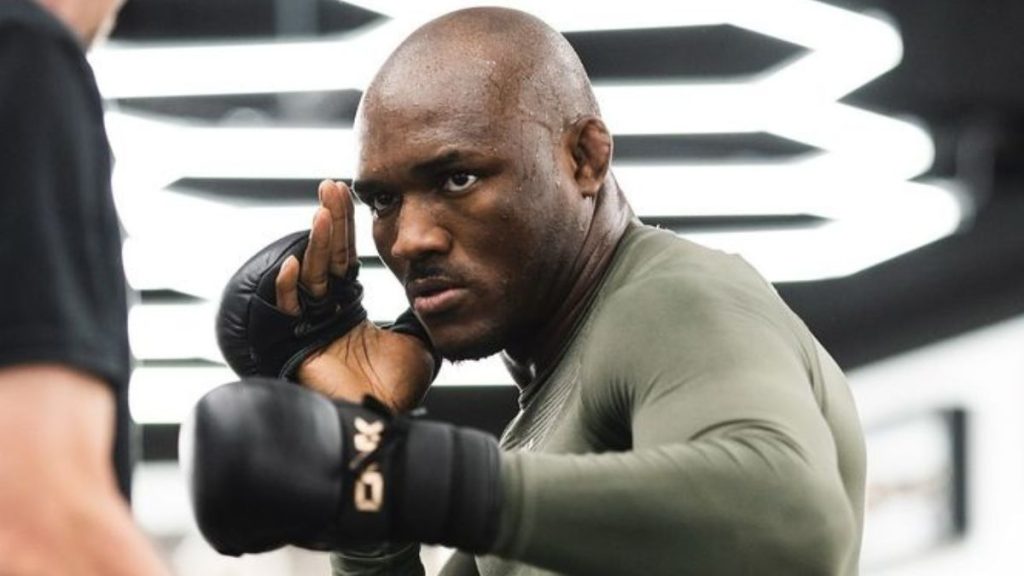 Kamaru Usman, ancien champion des welterweights de l'UFC, a donné des nouvelles concernant son retour dans la cage. Il a dressé une liste des combattants qu'il pourrait affronter.