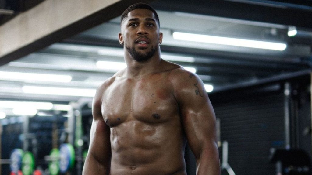 Anthony Joshua a gagné 28 de ses 31 combats. Malgré l'ensemble de sa carrière professionnel, le Britannique est régulièrement au cœur des critiques. Un boxeur poids lourd a d'ailleurs tenu à s'exprimer sur la puissance de ces anciens adversaires.