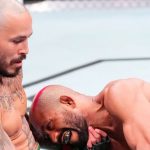 Marlon Vera réagit après sa défaite contre Deiveson Figueiredo à l'UFC Abu Dhabi