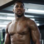 Anthony Joshua affronte Daniel Dubois pour la ceinture IBF des poids lourds le 21 septembre prochain à Wembley. Âgé de 34 ans, le Britannique est plus proche de la fin que le début. Son promoteur, Eddie Hearn, s'est exprimé au sujet de sa retraite.