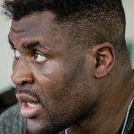 Francis Ngannou affronte Renan Ferreira le 19 octobre prochain, en Arabie Saoudite pour le compte du PFL. Lors de leur récente conférence de presse, certains propos du Brésilien avaient fait réagir la sphère MMA. Le poids lourd s'est exprimé.