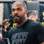 Jon Jones devrait défendre sa ceinture des poids lourds face à Stipe Miocic, en novembre. En cas de victoire, il pourrait affronter Tom Aspinall, mais 'Bones' a récemment déclaré qu'un affrontement face à lui n'était pas nécessaire.