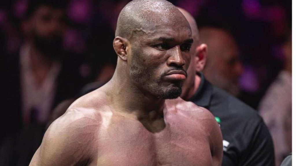 Kamaru Usman, ancien champion des welterweights, est sur une série de 3 défaites consécutives à l'UFC. Récemment, ce dernier a annoncé qu'il pourrait faire son retour dans la cage. Des fans de MMA ne semblent pas apprécier et l'ont critiqué. Le Nigérian répond.