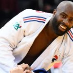 Le multiple champion olympique Teddy Riner se qualifie avec douleur pour les quarts de finale des JO 2024, battant son adversaire émirati, Magomedomarov. La judoka française, Romane Dicko, a également décroché sa place pour le 3e tour ce vendredi matin.