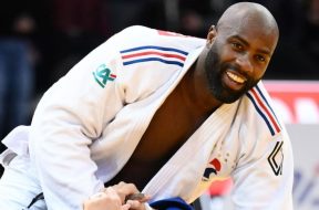 Dans-la-douleur,-Teddy-Riner-se-qualifie-en-quarts-de-finale-des-J- 2024