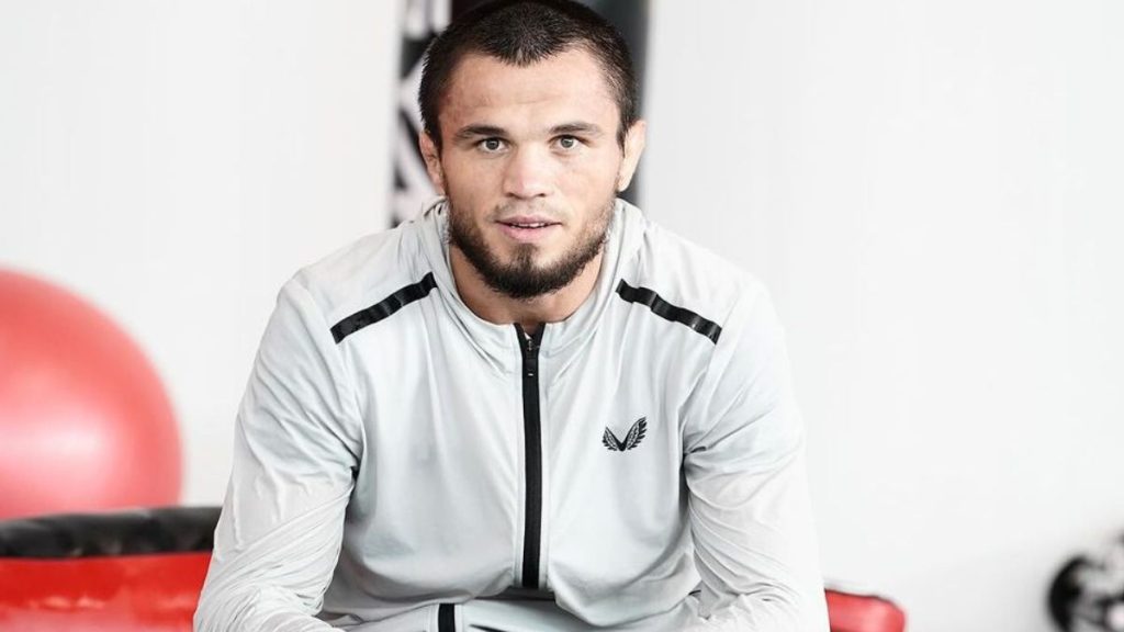 Umar Nurmagomedov a gagné face à Cory Sandhagen, samedi dernier, lors de l'UFC Abu Dhabi. Le Russe ne semble pas satisfait de sa performance, notamment au sol.