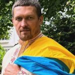 Oleksandr Usyk affronte Tyson Fury en décembre prochain afin de défendre ses trois ceintures mondiales des poids lourds. Dans une récente interview, l'Ukrainien a nommé les deux boxeurs qu'il veut affronter avant sa retraite.