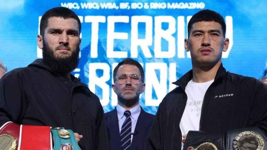 Le choc entre Artur Beterbiev et Dmitry Bivol se déroulera le 12 octobre en Arabie Saoudite. À l'approche de la semaine du combat, le légendaire Roy Jones Jr. a partagé ses prédictions.