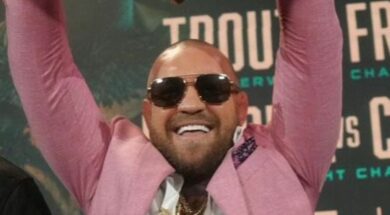 Conor-McGregor-met-fin-à-sa-querelle-avec-cet-ancien-champion-et-l-invite-à-s-entraîner