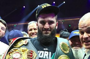 Découvrez-l-humble-réaction-d-Artur-Beterbiev-après-son-couronnement-en-tant-que-Champion-Unifié