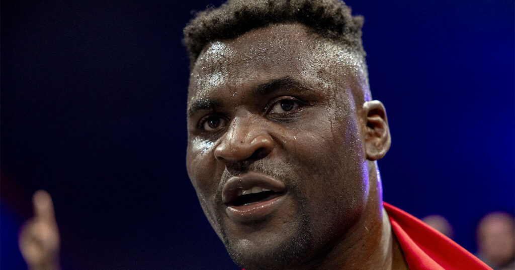 Les combattants réagissent à la victoire par KO de Francis Ngannou