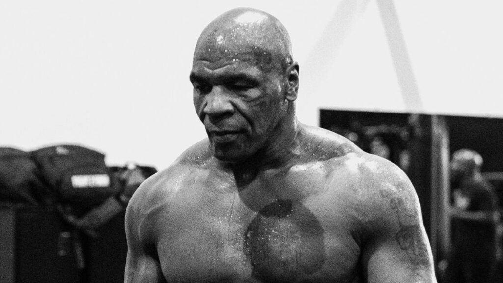 Mike Tyson fera son retour sur le ring face à Jake Paul le 15 novembre. Une légende de la boxe a évoqué la puissance incroyable de Tyson, qualifiant ses coups comme étant les plus puissants de tous les adversaires qu'il ait jamais affrontés.