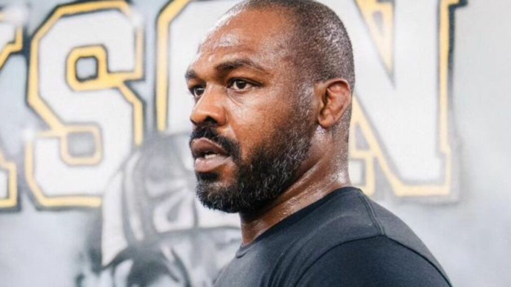 Jon Jones défend sa ceinture pour la première fois le 17 novembre prochain, à New York. À moins d'une semaine de son combat, 'Bones' s'est exprimé sur cet événement.