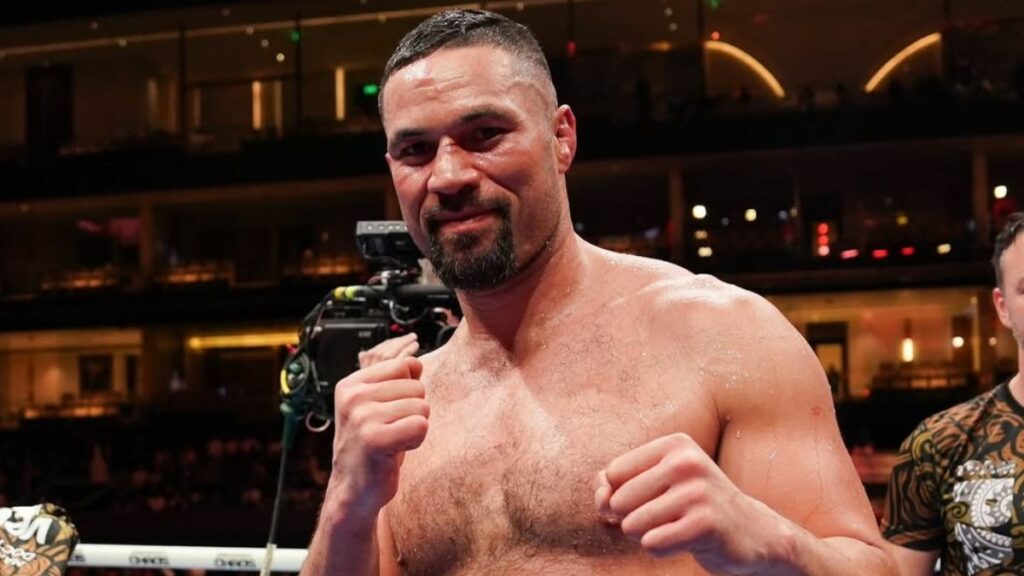 Joseph Parker, l'ancien champion du monde WBO des poids lourds, a récemment choqué les fans de boxe en déclarant qui était le boxeur avec la plus grande puissance de frappe.