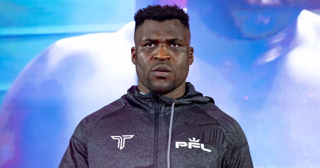 Francis Ngannou aurait voulu mettre KO le numéro 1 de l'UFC à l'entraînement : "On a découvert pourquoi"