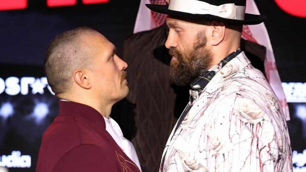 Ce samedi soir en Arabie Saoudite, la division des poids lourds est mise en avant avec le combat revanche entre Oleksandr Usyk et Tyson Fury. Un membre du Hall of Fame en boxe a notamment pronostiqué le combat.