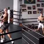 Alex Pereira en sparring de boxe contre un poids lourd