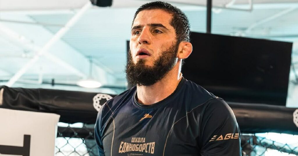 Islam Makhachev confiant dans sa revanche face à Tsarukyan, fort de son experience face à Volkanovski