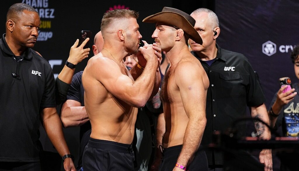 Du-Plessis-Strickland-UFC