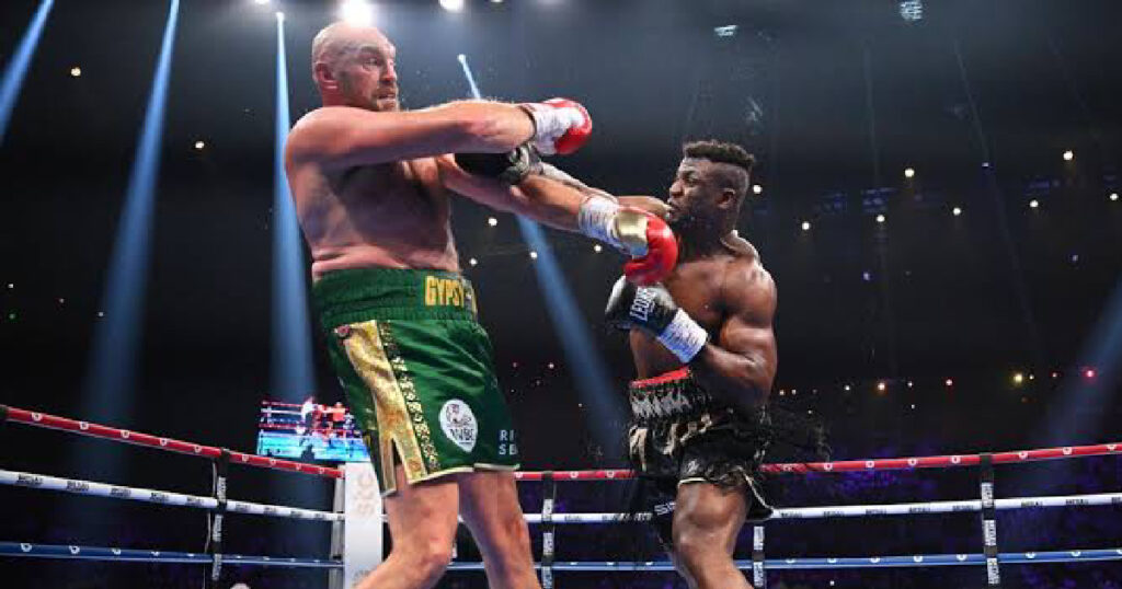 Ngannou revient sur ses débuts en boxe