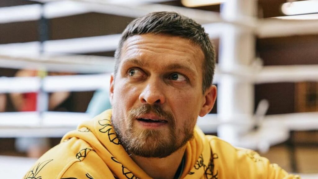 Oleksandr Usyk, champion du monde des poids lourds en boxe, a récemment indiqué qu'il ne combattre plus très longtemps.